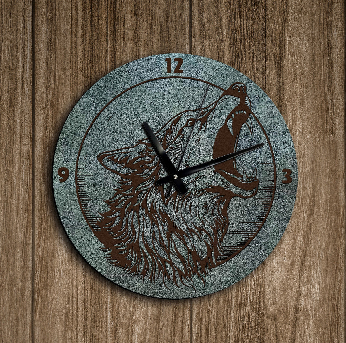 Wolf Leather Wall Clock: Engraved Animal Art Decor