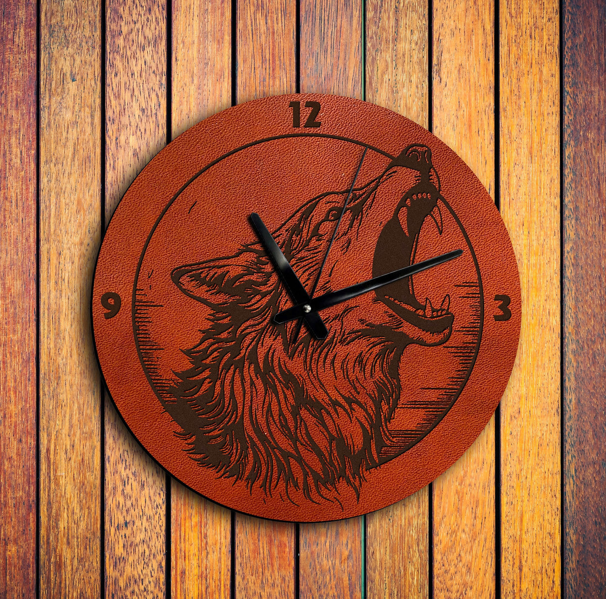 Wolf Leather Wall Clock: Engraved Animal Art Decor