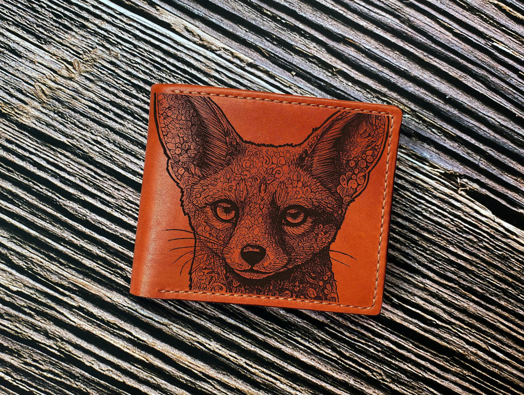 Feline Fox Leather Wallet: Custom Engraved Animal Pattern