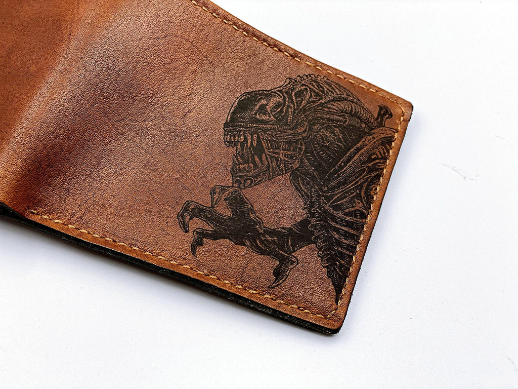 Handmade Leather Wallet, Predator vs Aliens Engraved Design