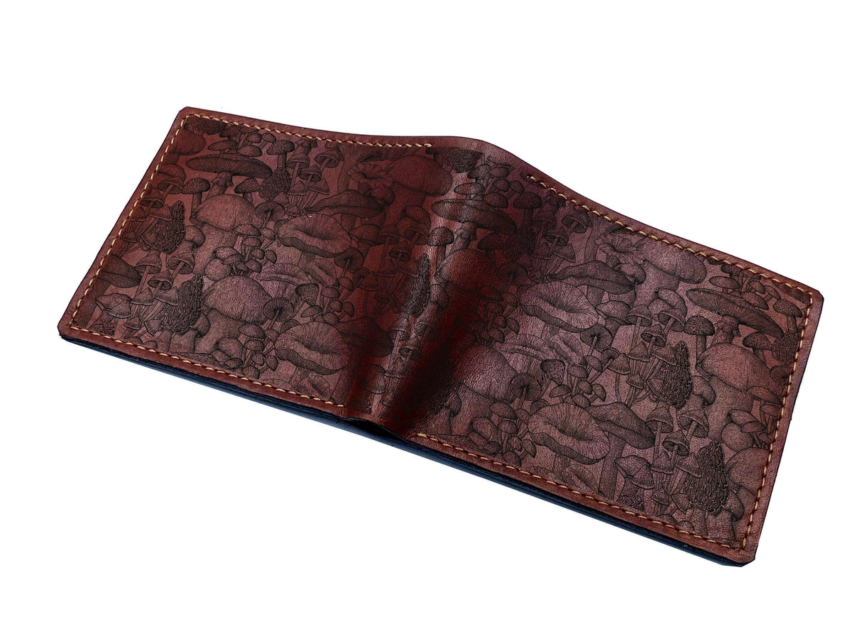 Mushroom Engraved Leather Wallet: Personalized Plant Pattern Gift