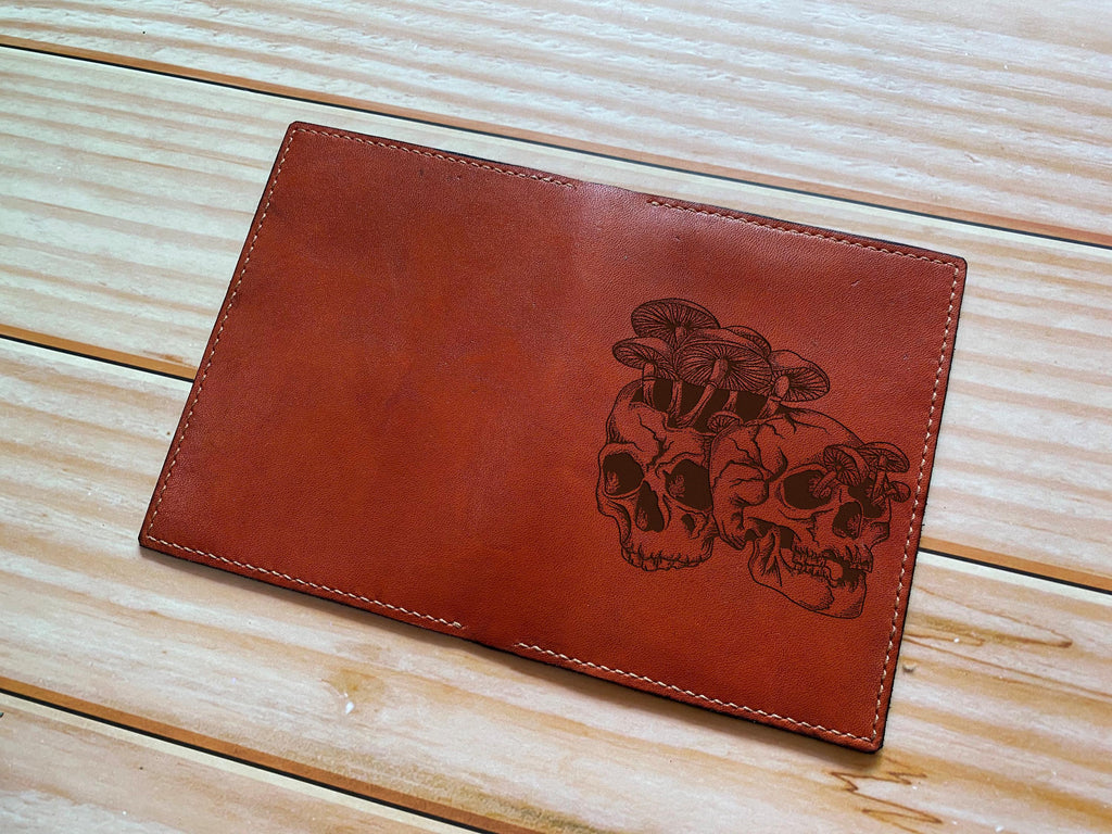 Handmade Vegetable-Tanned Leather Wallet, Skull Mushroom Engraving, Personalized Gift for Him