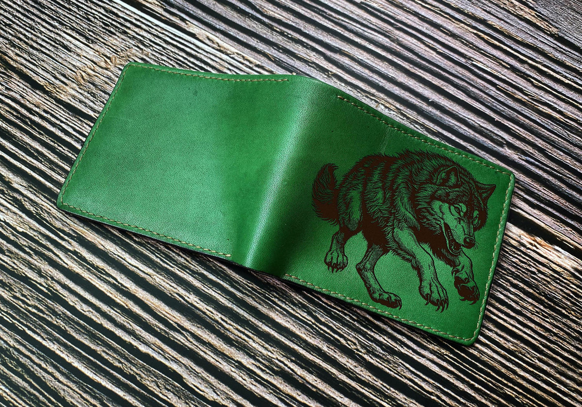 Wolf Drawing Leather Wallet: Custom Engraved Wildlife Art