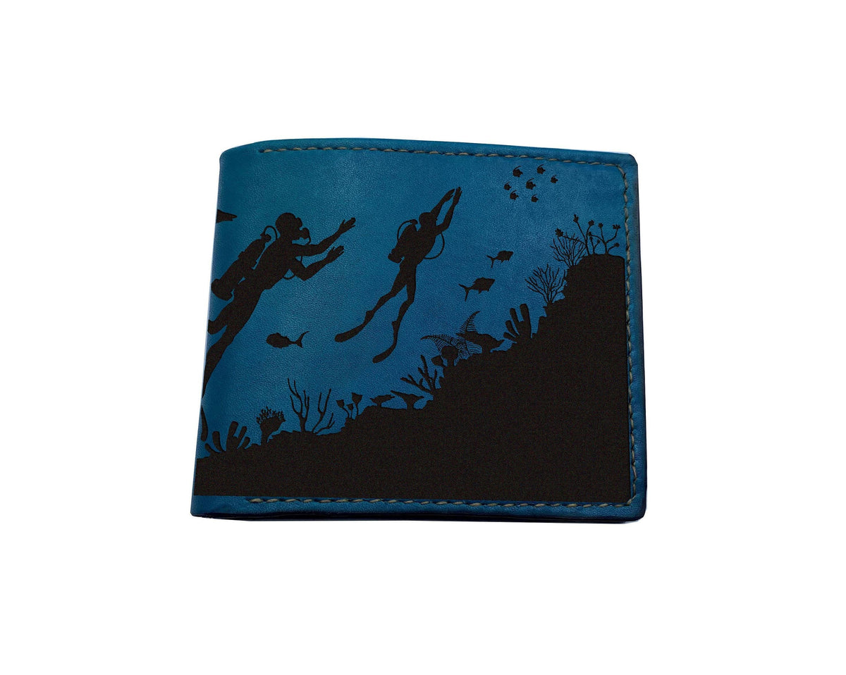 Diving Leather Men's Wallet: Handmade Ocean Coral Art
